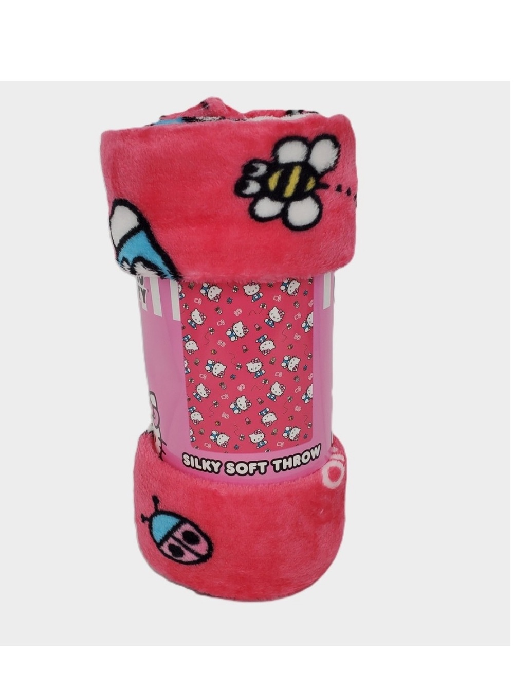 ❤️NWT Hello Kitty Sweet Bug Silk Touch Throw Blanket Pink Ladybug Sanrio